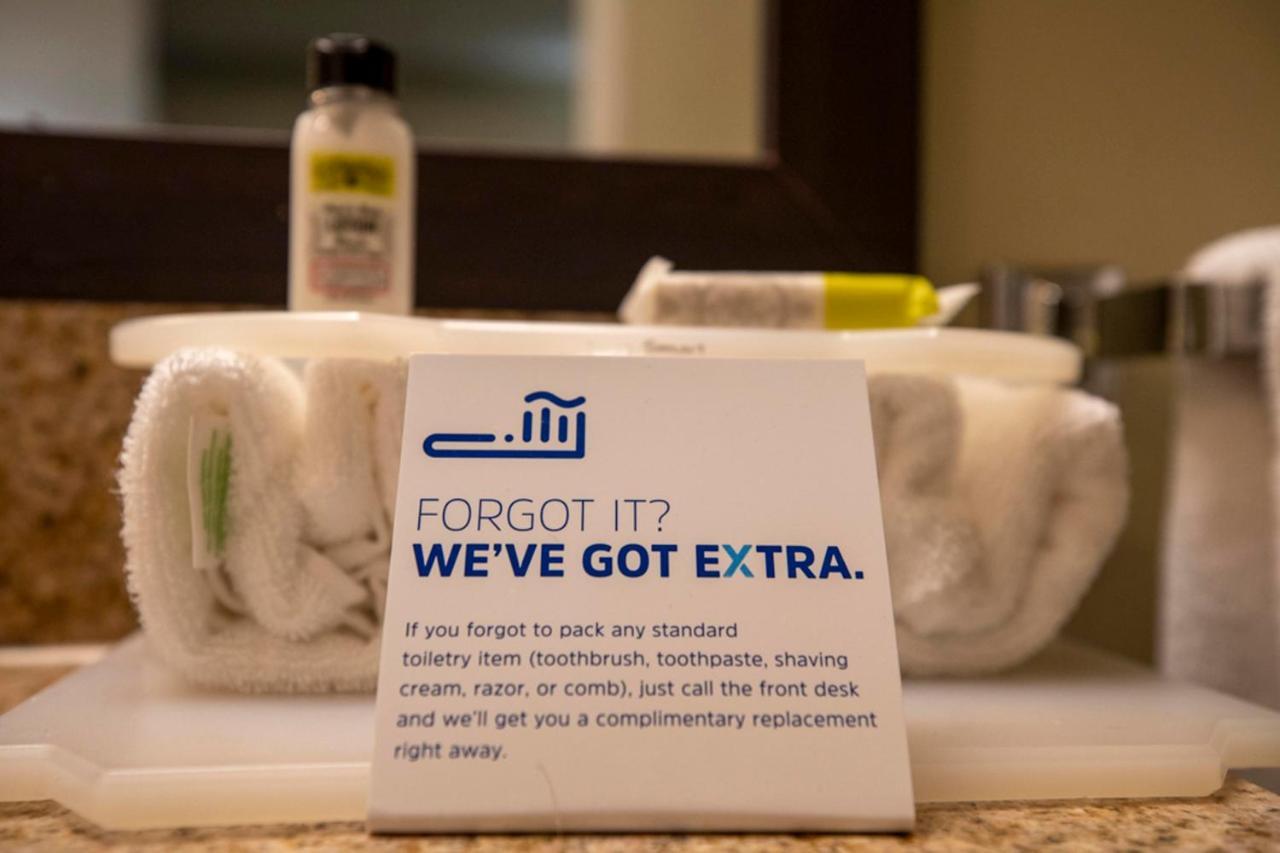 Holiday Inn Express Hotel & Suites Pittsburgh Airport By Ihg Robinson Township المظهر الخارجي الصورة