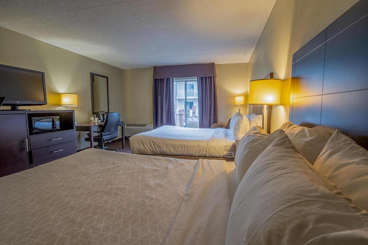 Holiday Inn Express Hotel & Suites Pittsburgh Airport By Ihg Robinson Township المظهر الخارجي الصورة