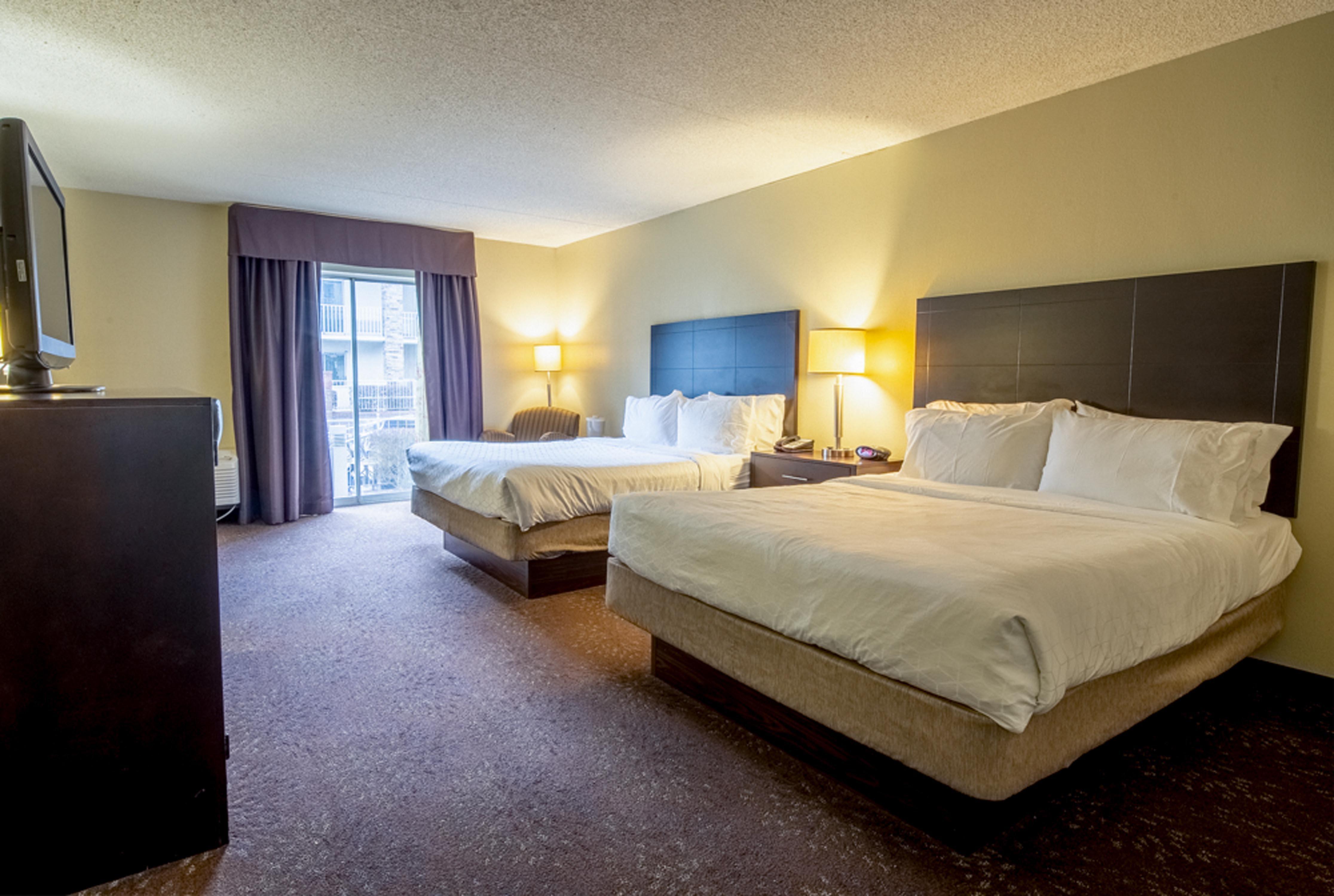 Holiday Inn Express Hotel & Suites Pittsburgh Airport By Ihg Robinson Township المظهر الخارجي الصورة