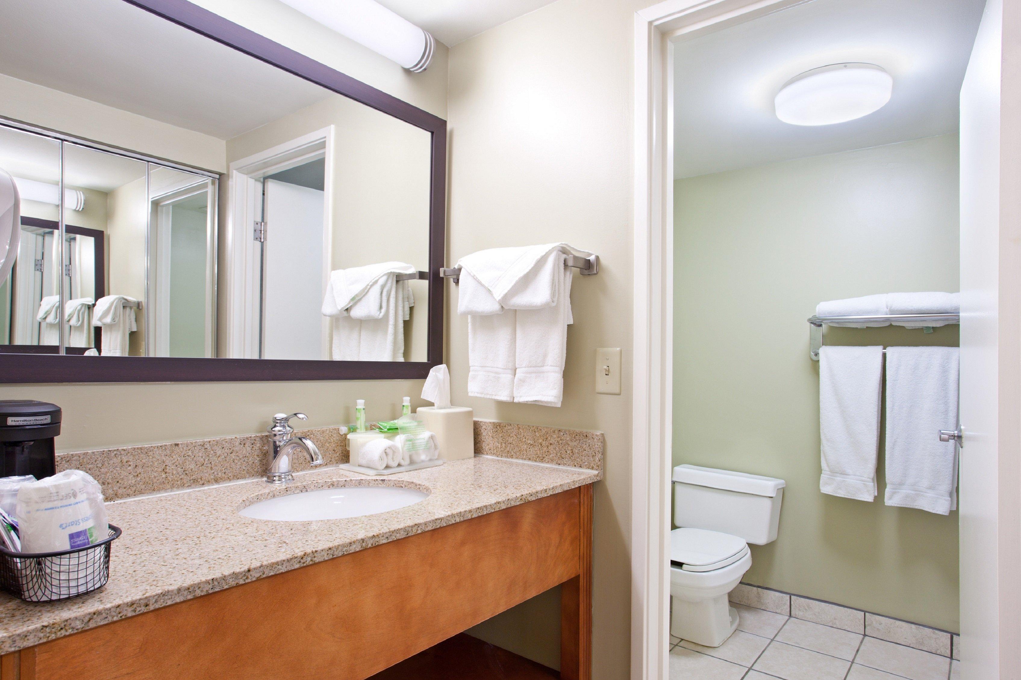 Holiday Inn Express Hotel & Suites Pittsburgh Airport By Ihg Robinson Township المظهر الخارجي الصورة